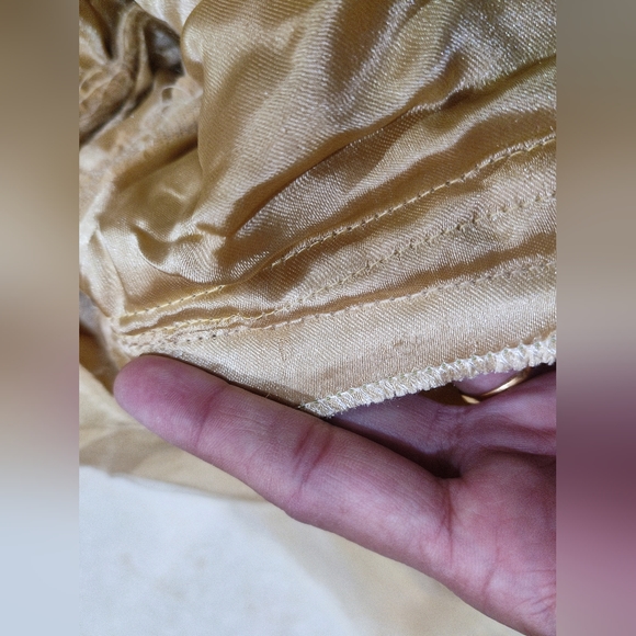 New gown - Picture 6 of 8